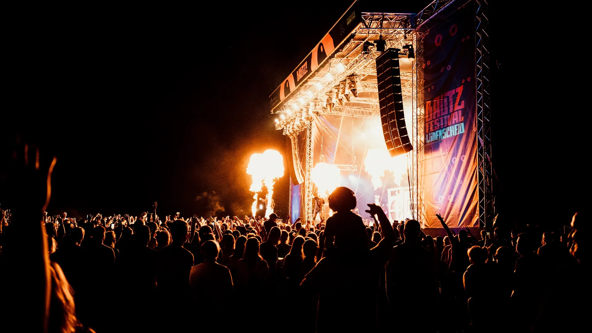 Foto von der Main Stage beim Bautz Festival